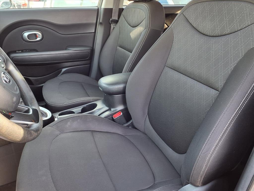 Used 2016 Kia Soul w/ Convenience Package image 7