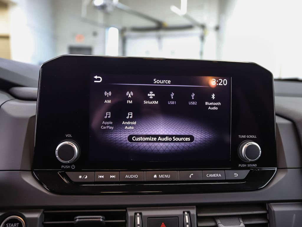 Used 2023 Nissan Pathfinder S image 15