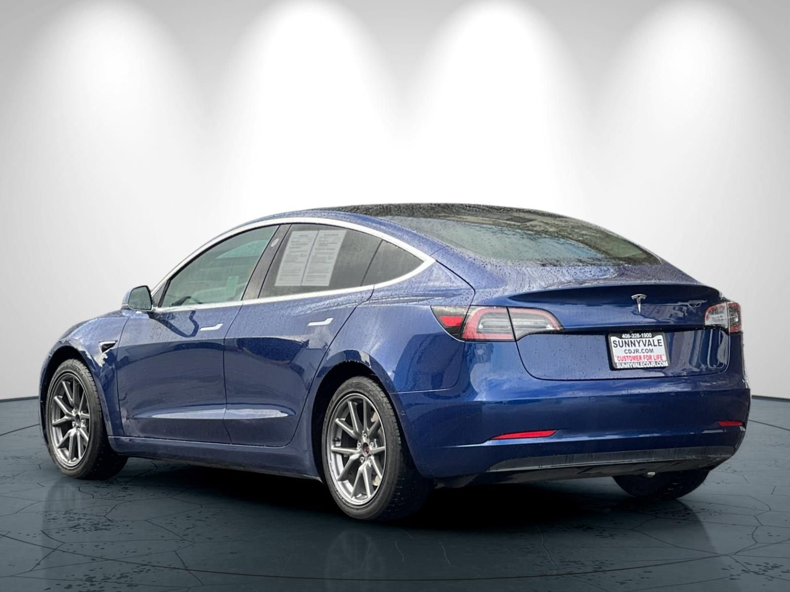 Used 2019 Tesla Model 3 Standard Range Plus image 6