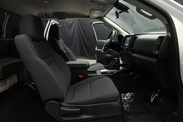 Used 2019 Nissan Frontier SV image 17