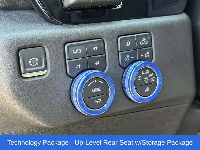 Used 2024 Chevrolet Silverado 2500 ZR2 w/ Technology Package AWD/4WD image 13