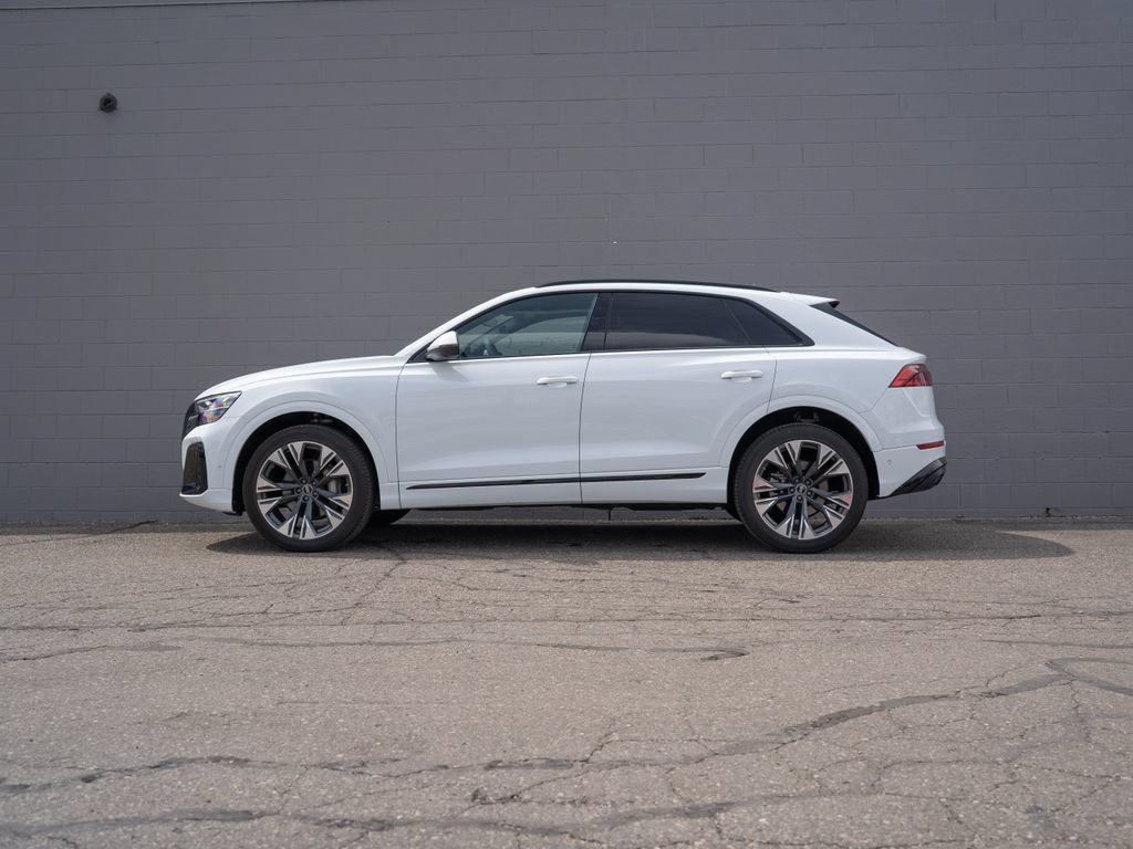 Certified 2025 Audi Q8 Premium Plus w/ Premium Plus Package AWD/4WD image 2