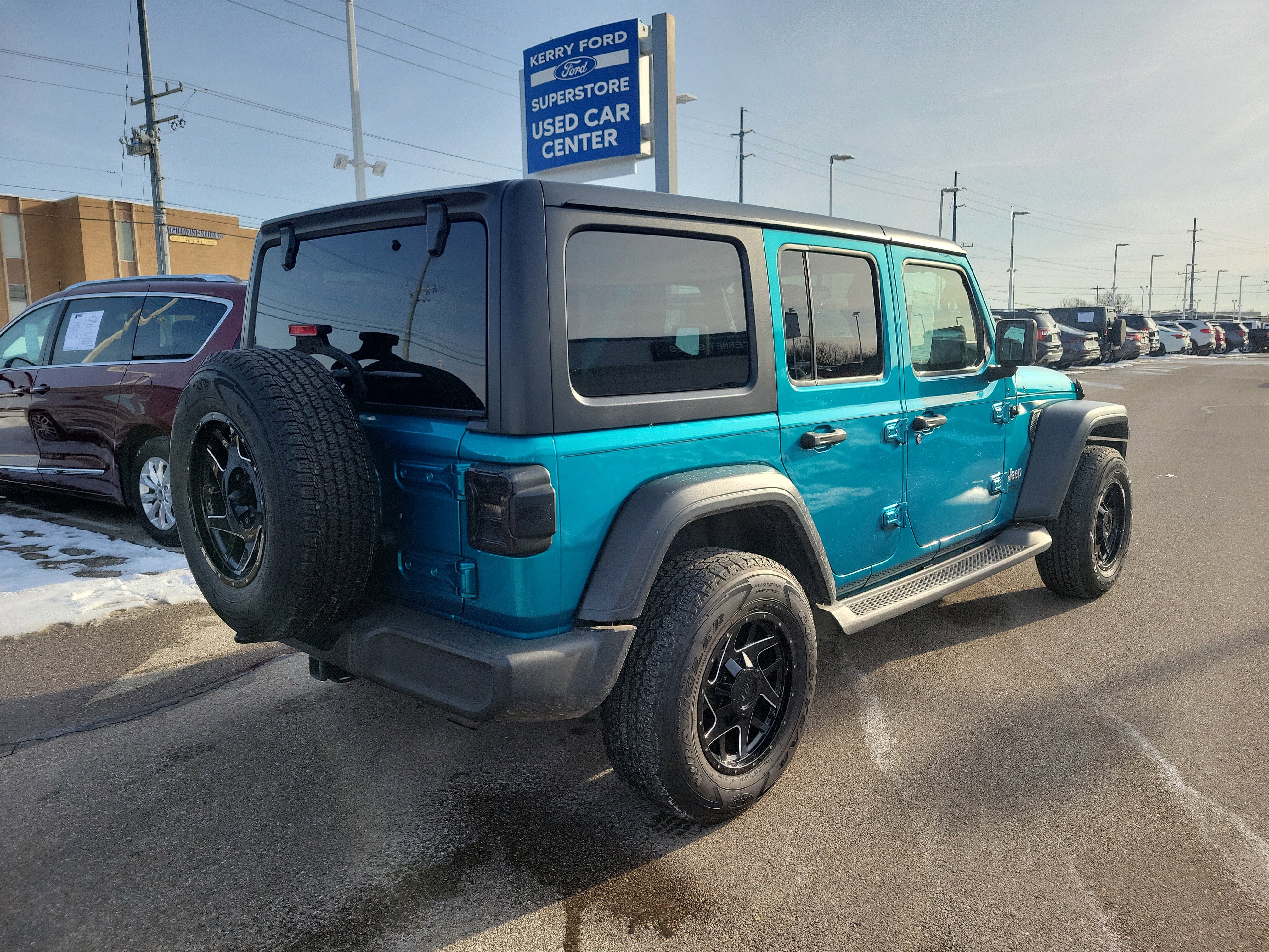 Used 2019 Jeep Wrangler Unlimited Sport S image 4