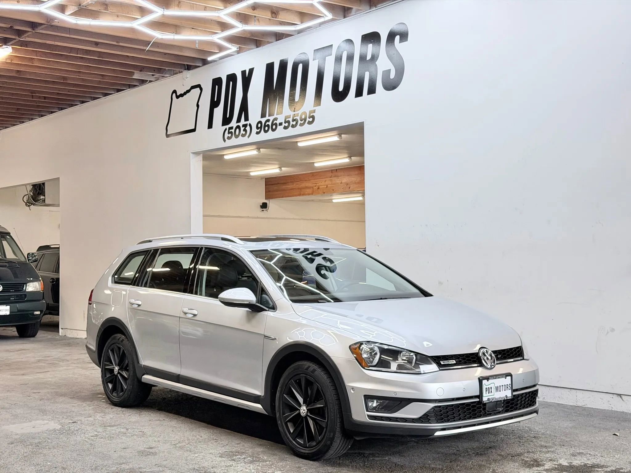Used 2017 Volkswagen Golf Alltrack SE