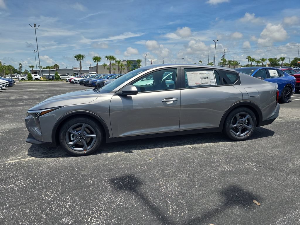 New 2026 Kia K4 FWD image 5