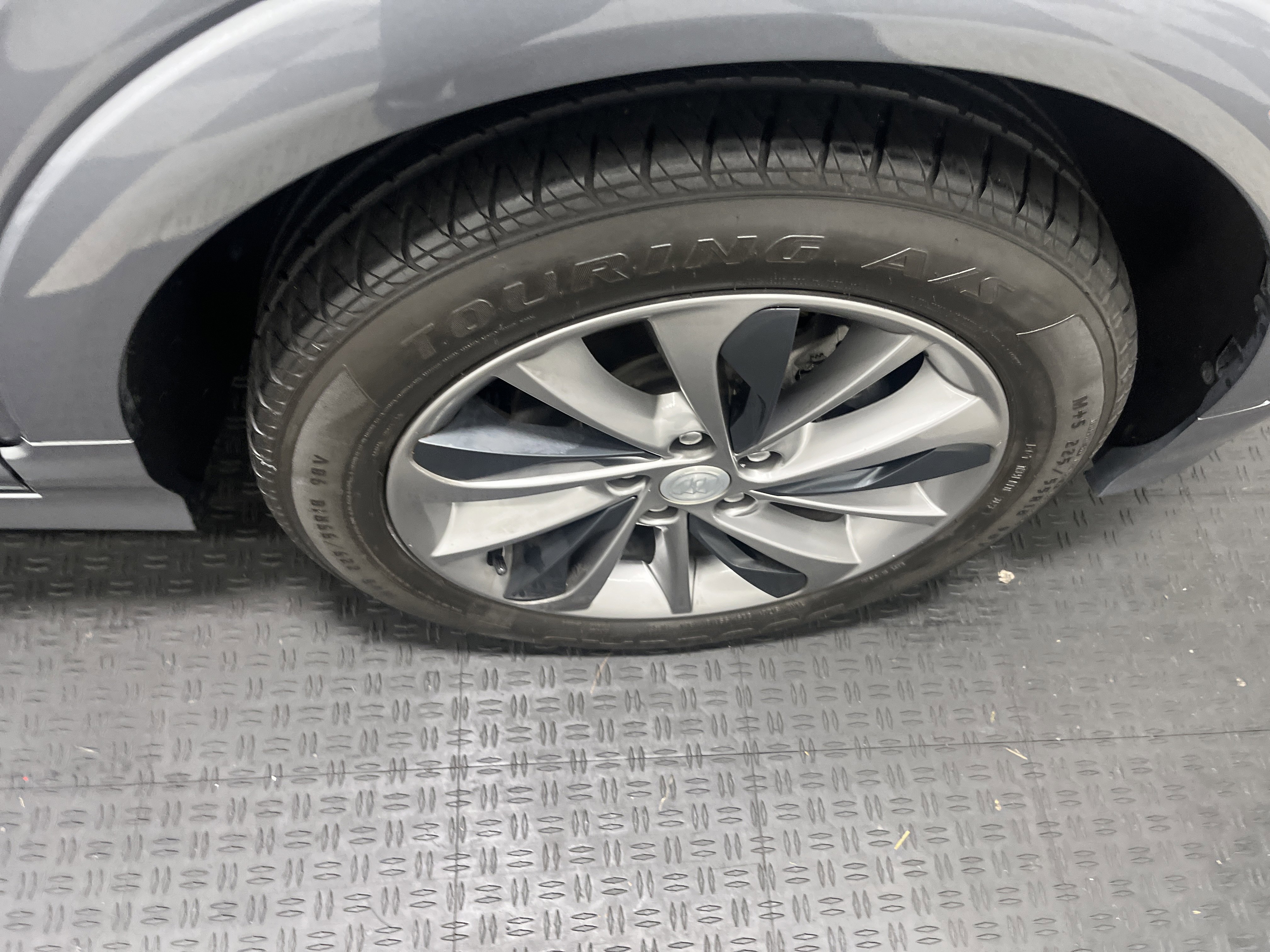 Used 2021 Buick Encore GX Select w/ Sport Touring Package image 27