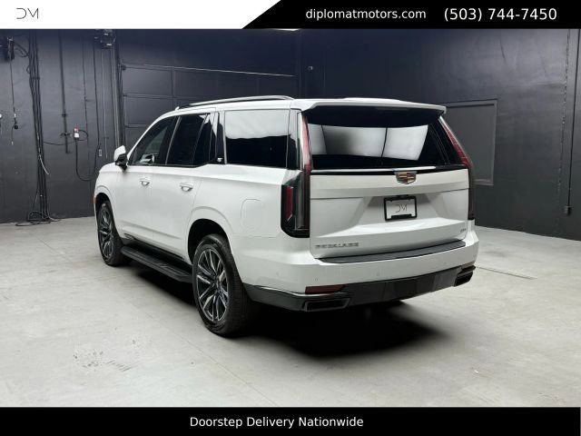 Used 2022 Cadillac Escalade Sport w/ Touring Package AWD/4WD image 5