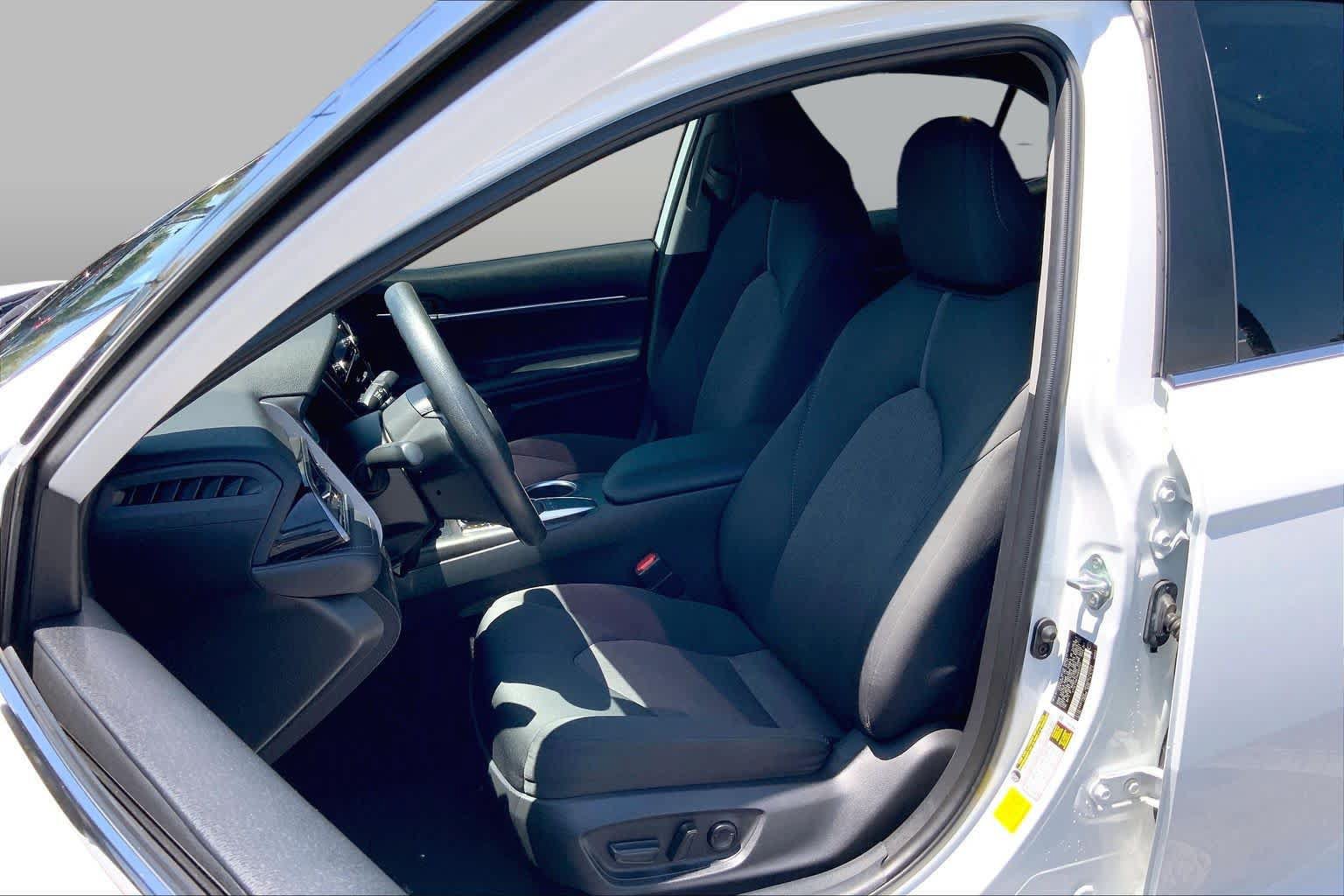 Certified 2022 Toyota Camry LE w/ Carpet Mat Package (TMS) FWD image 7