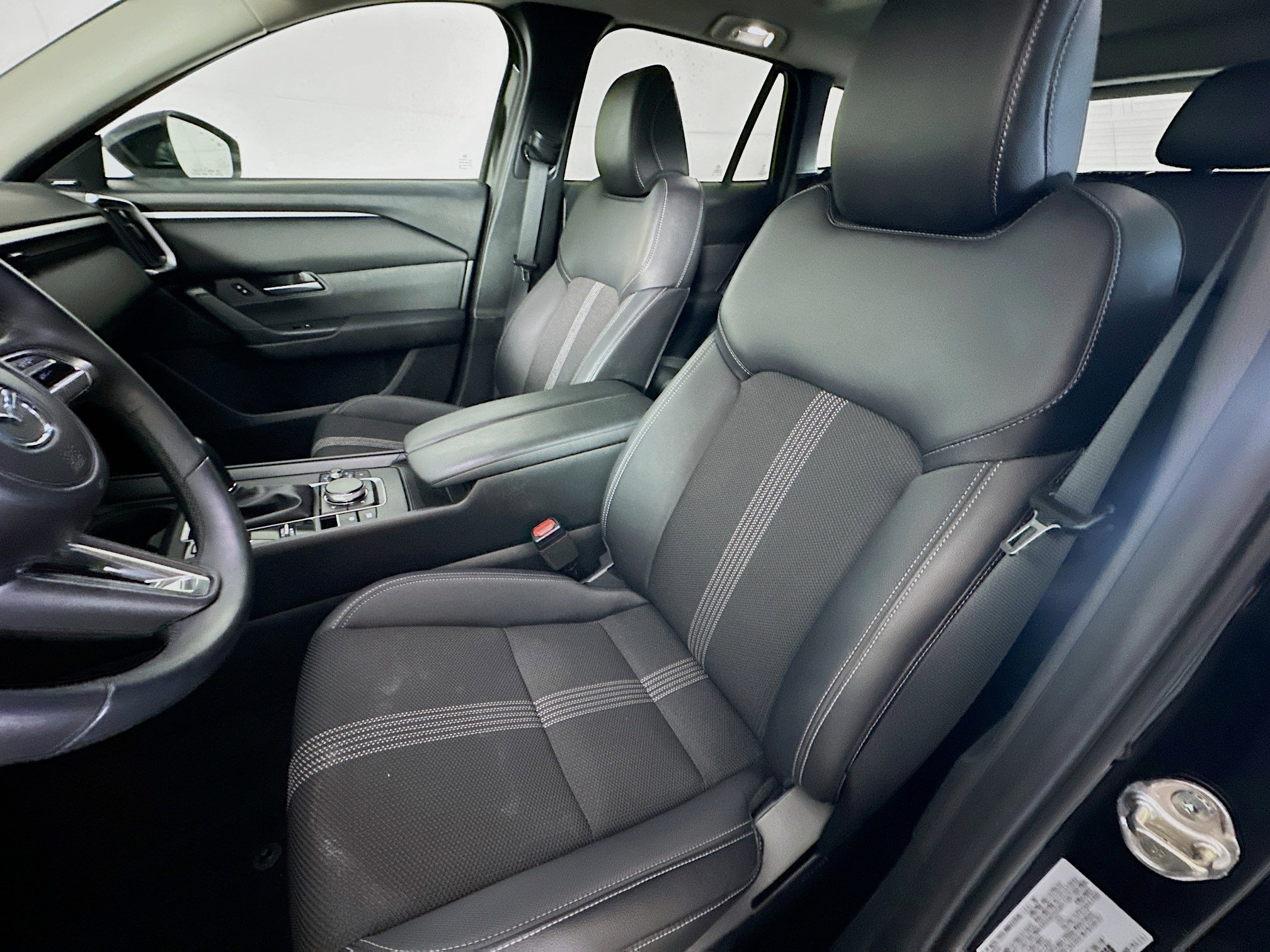 Used 2025 MAZDA CX-50 AWD 2.5 S w/ Premium Package image 13