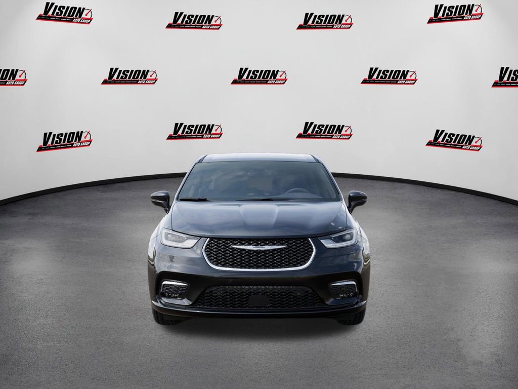 New 2026 Chrysler Pacifica Select image 6