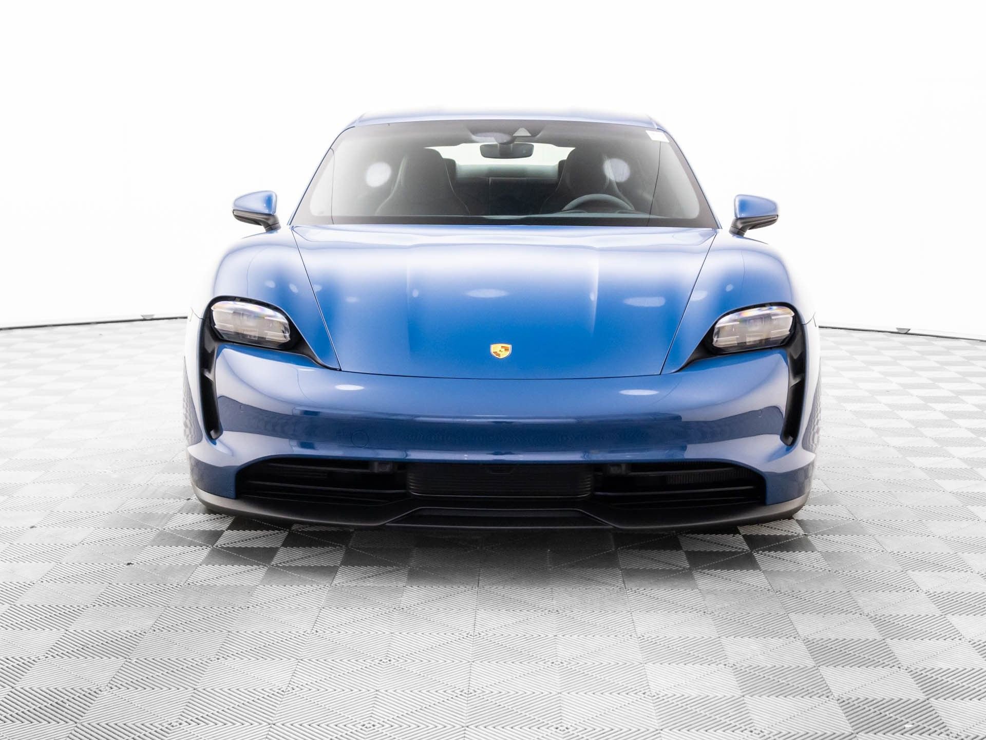 Certified 2022 Porsche Taycan 4S image 9