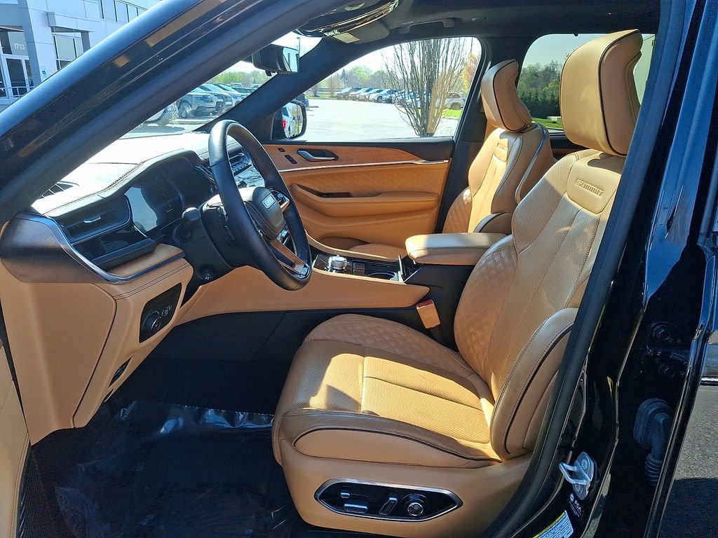 Used 2022 Jeep Grand Cherokee L Summit image 15