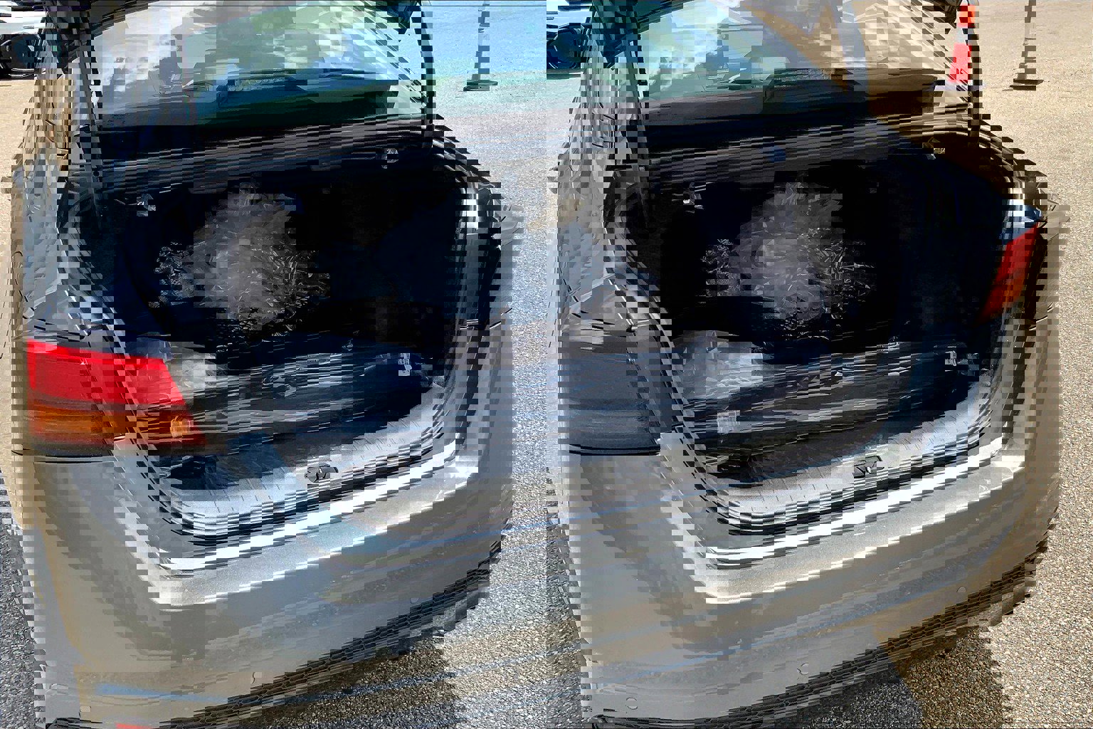 New 2025 Nissan Altima 2.5 SR image 17