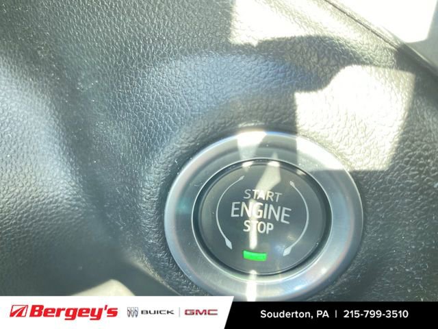 Used 2021 Chevrolet Silverado 1500 RST image 19