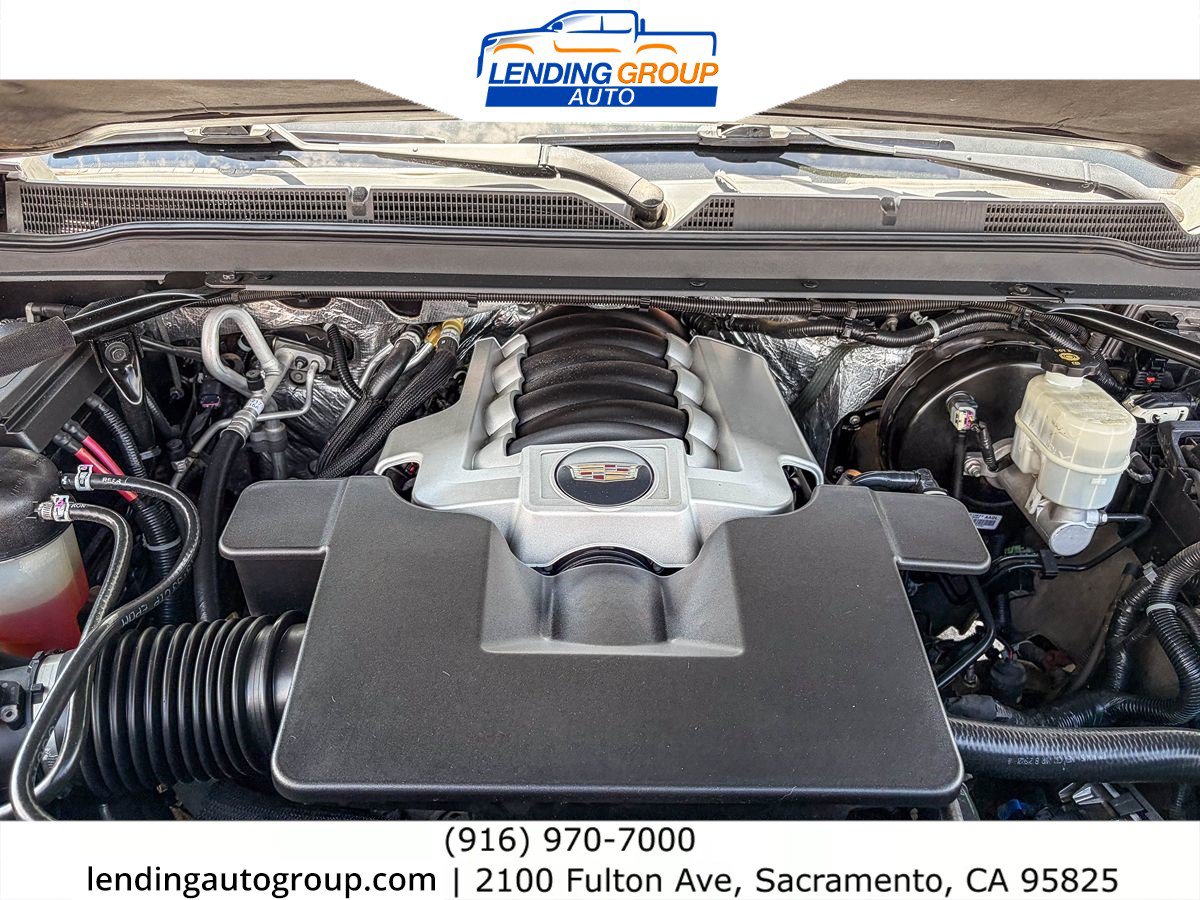 Used 2016 Cadillac Escalade ESV Luxury AWD/4WD image 26