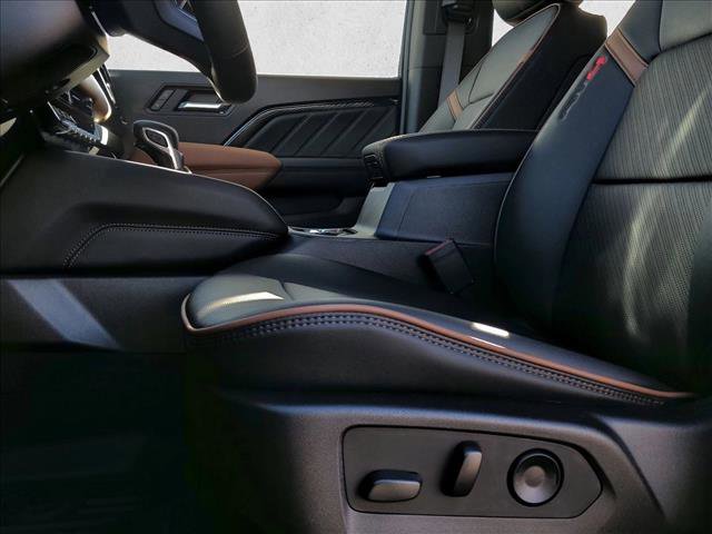 New 2026 GMC Canyon AT4 w/ Technology Plus Package image 10