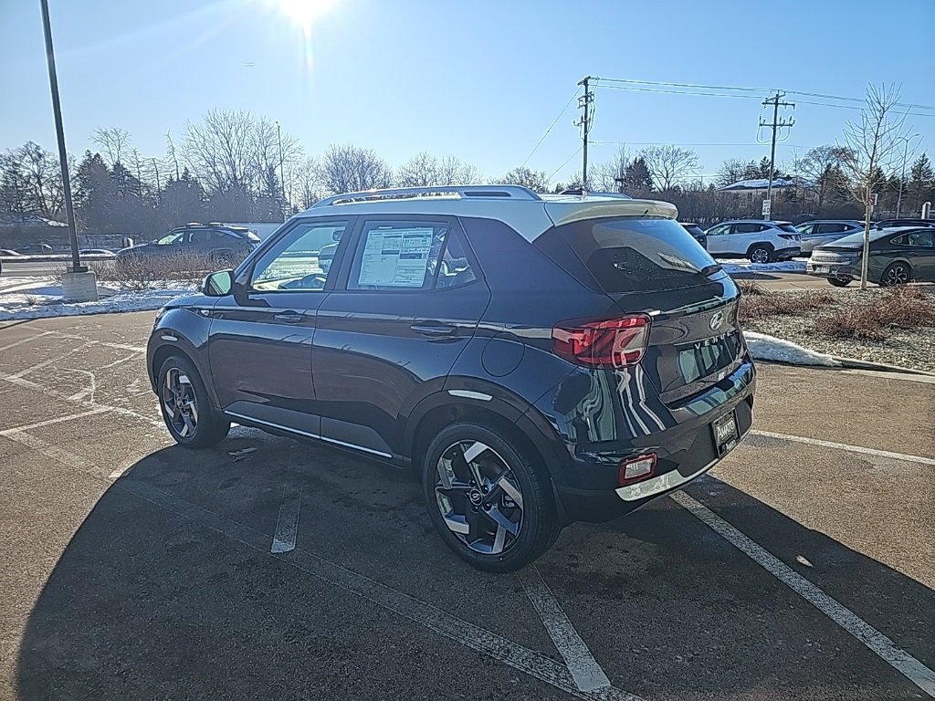 New 2026 Hyundai Venue SEL image 3