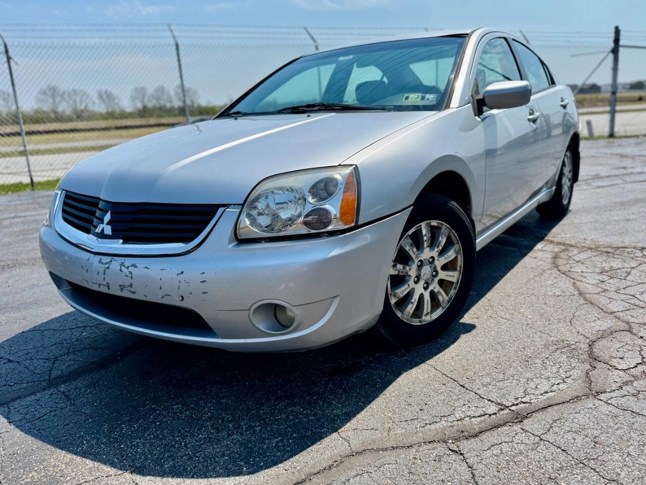 Used 2008 Mitsubishi Galant ES image 7