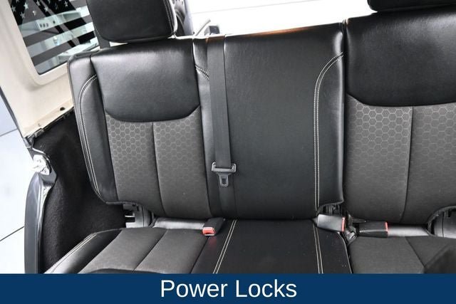 Used 2017 Jeep Wrangler Unlimited Sport AWD/4WD image 19