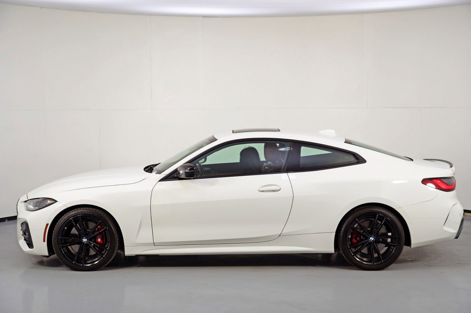 Used 2023 BMW 430i xDrive Coupe w/ M Sport Package AWD/4WD image 42
