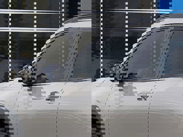 New 2026 Chevrolet Trax RS w/ Sunroof Package image 16