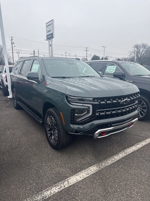 New 2026 Chevrolet Suburban Z71 w/ Comfort Package image 3