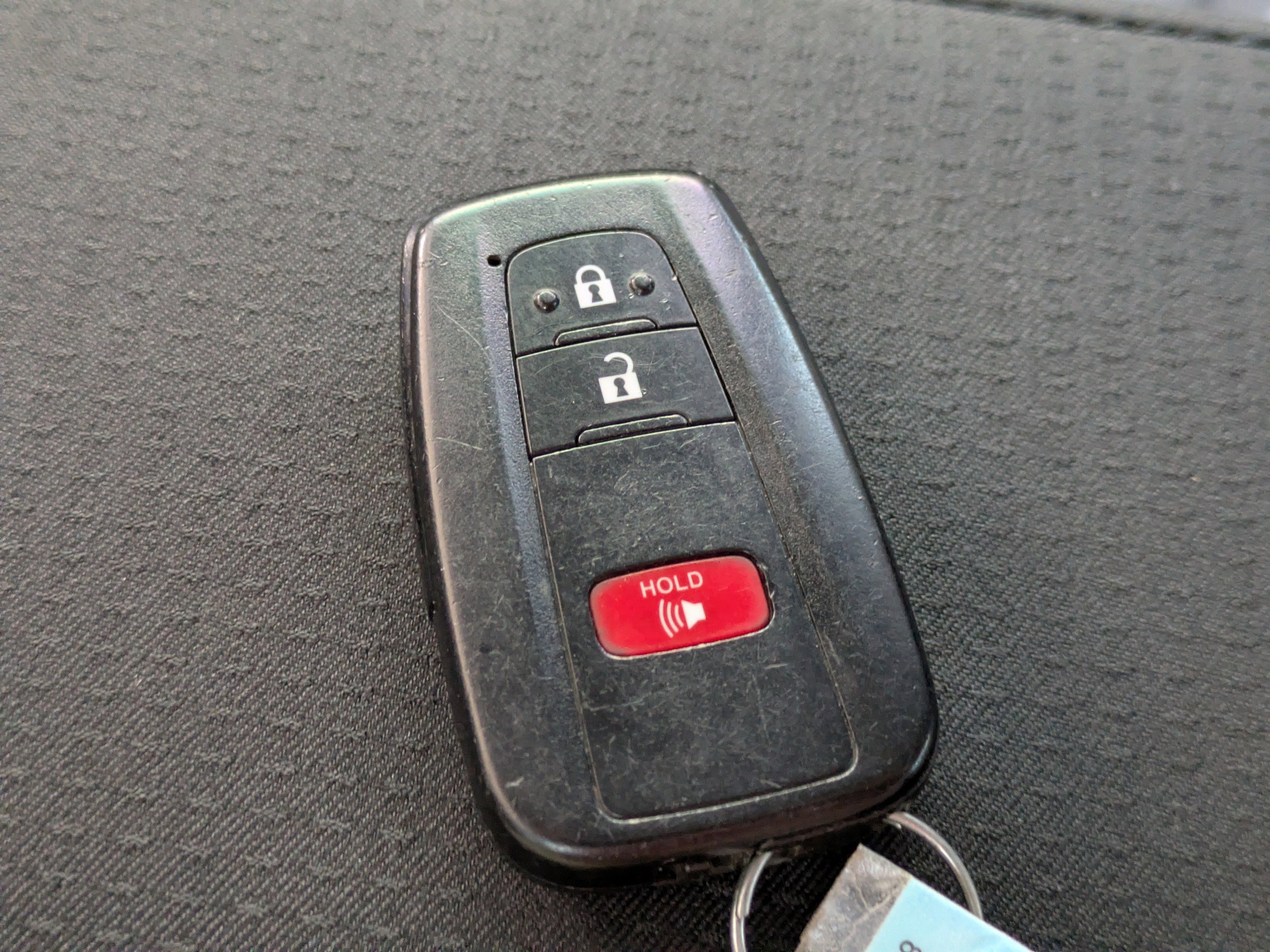 Used 2020 Toyota Prius LE image 31