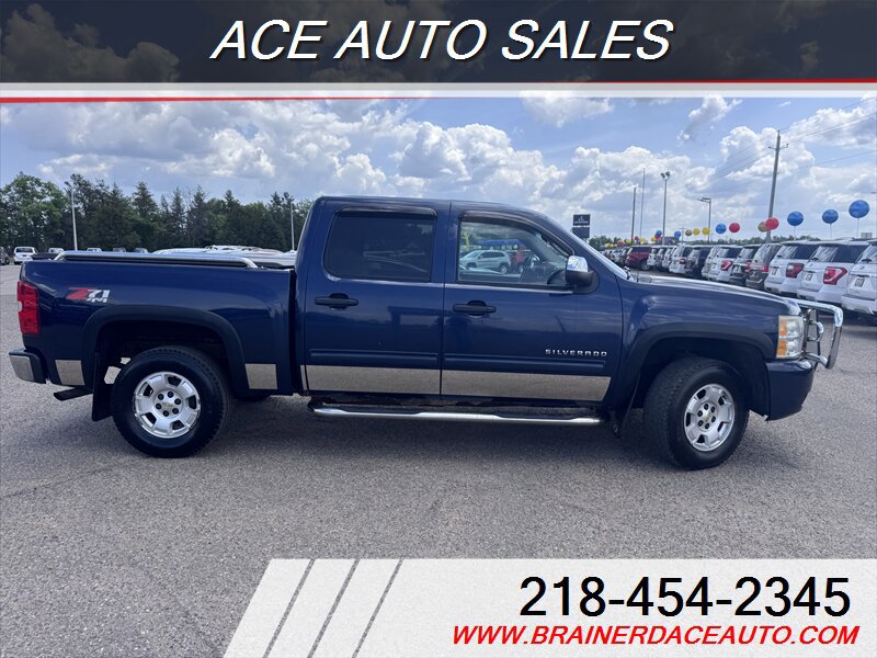Used 2011 Chevrolet Silverado 1500 LT w/ All-Star Edition AWD/4WD image 6