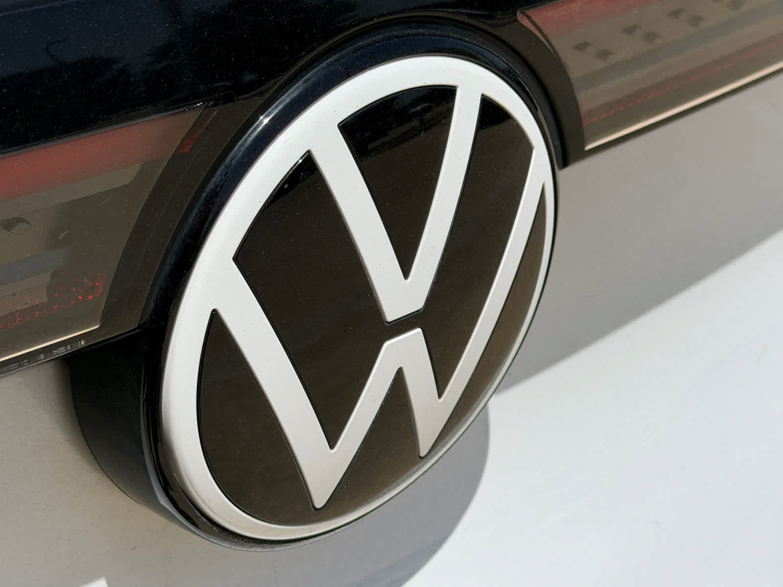 Used 2021 Volkswagen ID.4 1st Edition RWD image 8