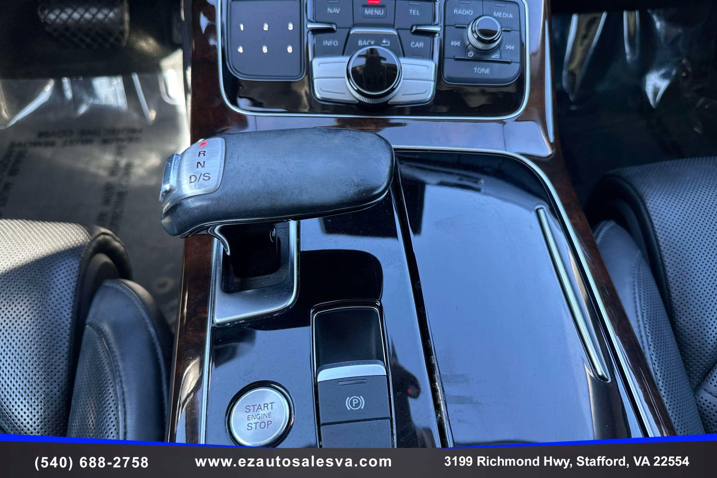 Used 2017 Audi A8 L 4.0T w/ Dynamic Package image 32