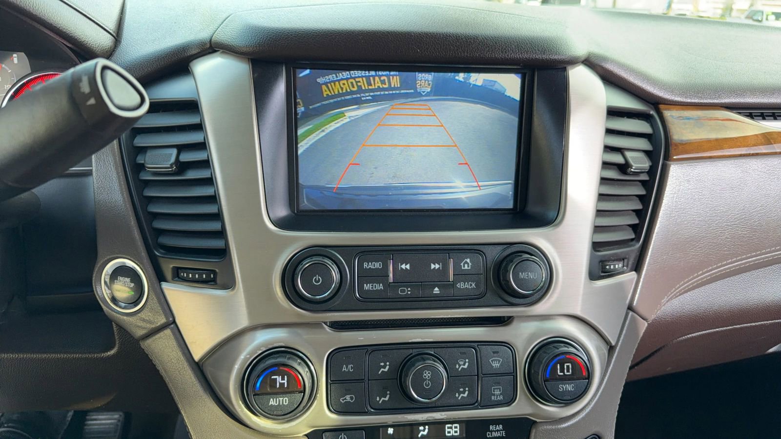 Used 2016 GMC Yukon XL Denali image 22