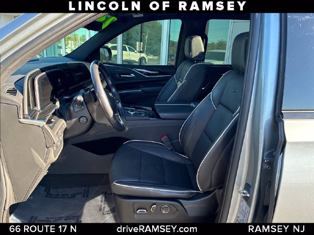 Used 2023 Cadillac Escalade Sport AWD/4WD image 11