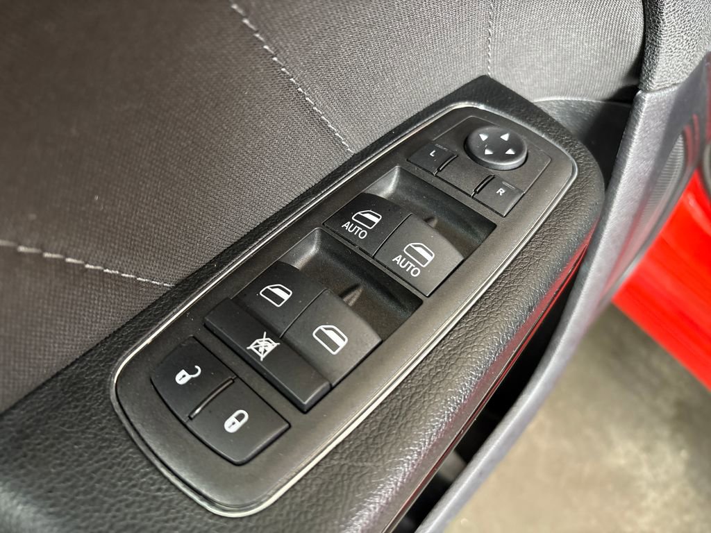 Used 2023 Dodge Charger SXT w/ Blacktop Package image 15