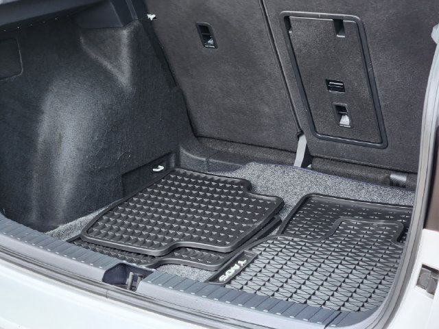 Certified 2023 Volkswagen Taos S FWD image 31