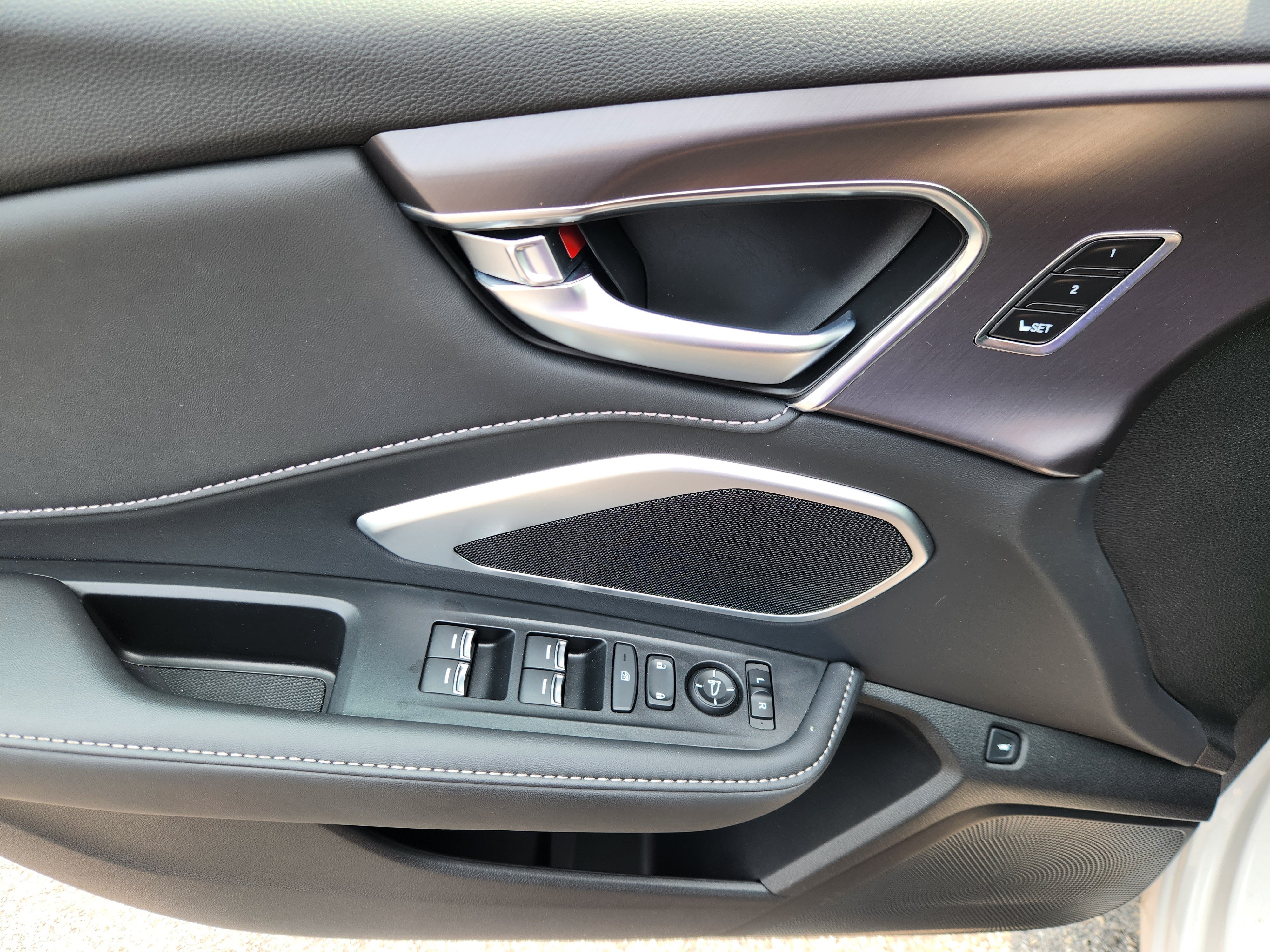 Certified 2026 Acura RDX SH-AWD image 17