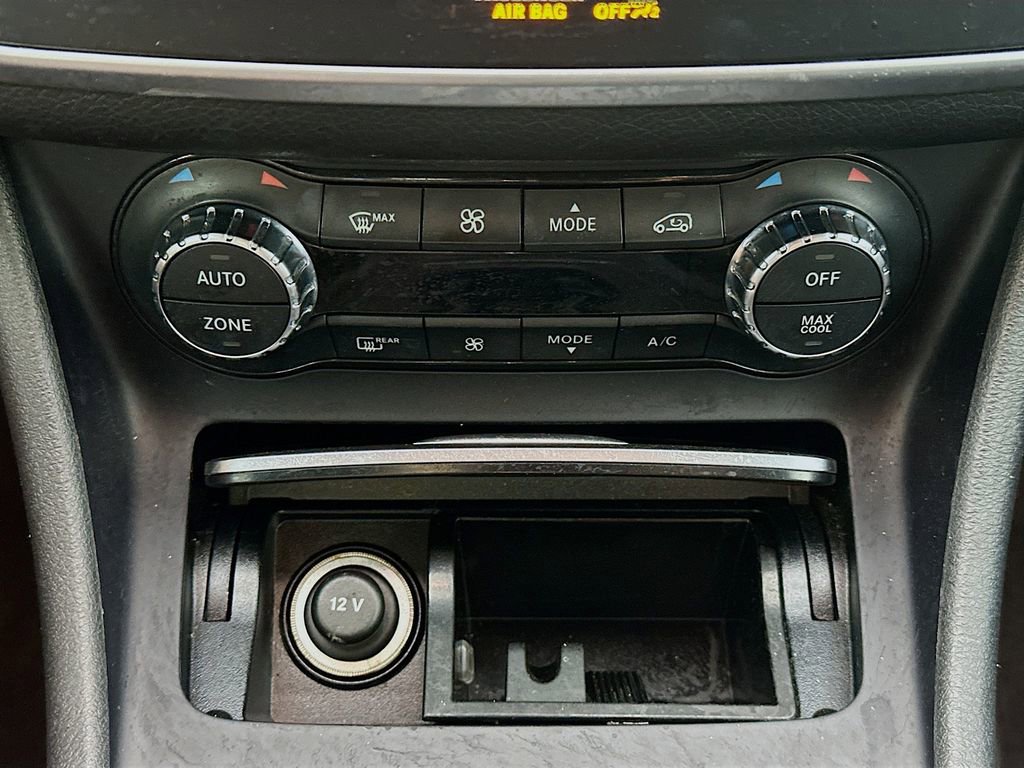 Used 2020 Mercedes-Benz GLA 250 w/ Premium Package image 18