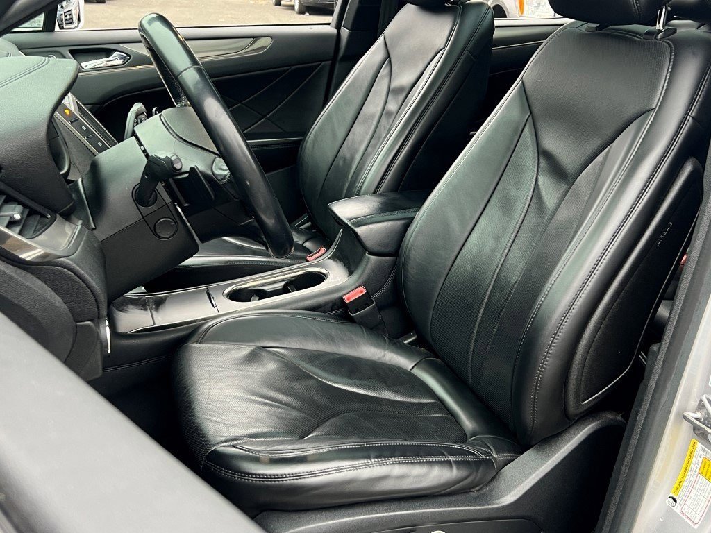 Used 2017 Lincoln MKC Reserve image 20