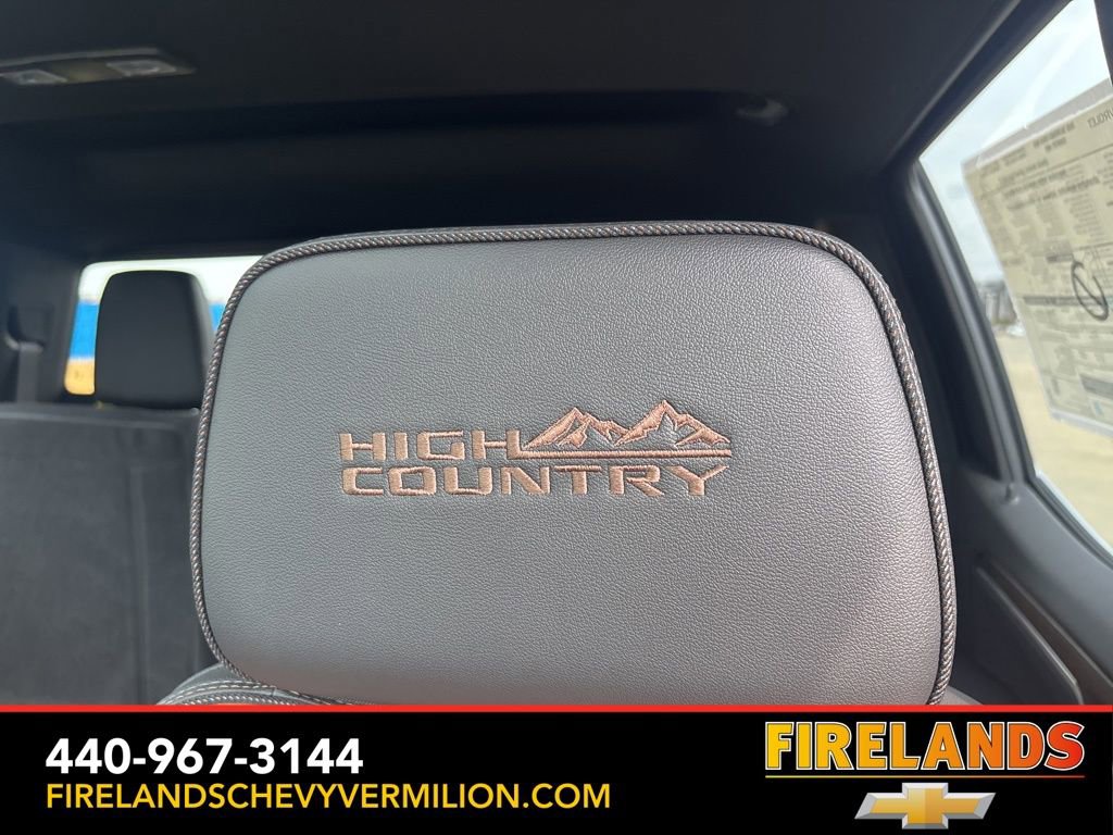 New 2026 Chevrolet Silverado 1500 High Country AWD/4WD image 4