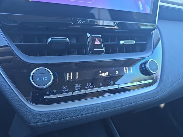 Certified 2026 Toyota Corolla Cross XLE image 24