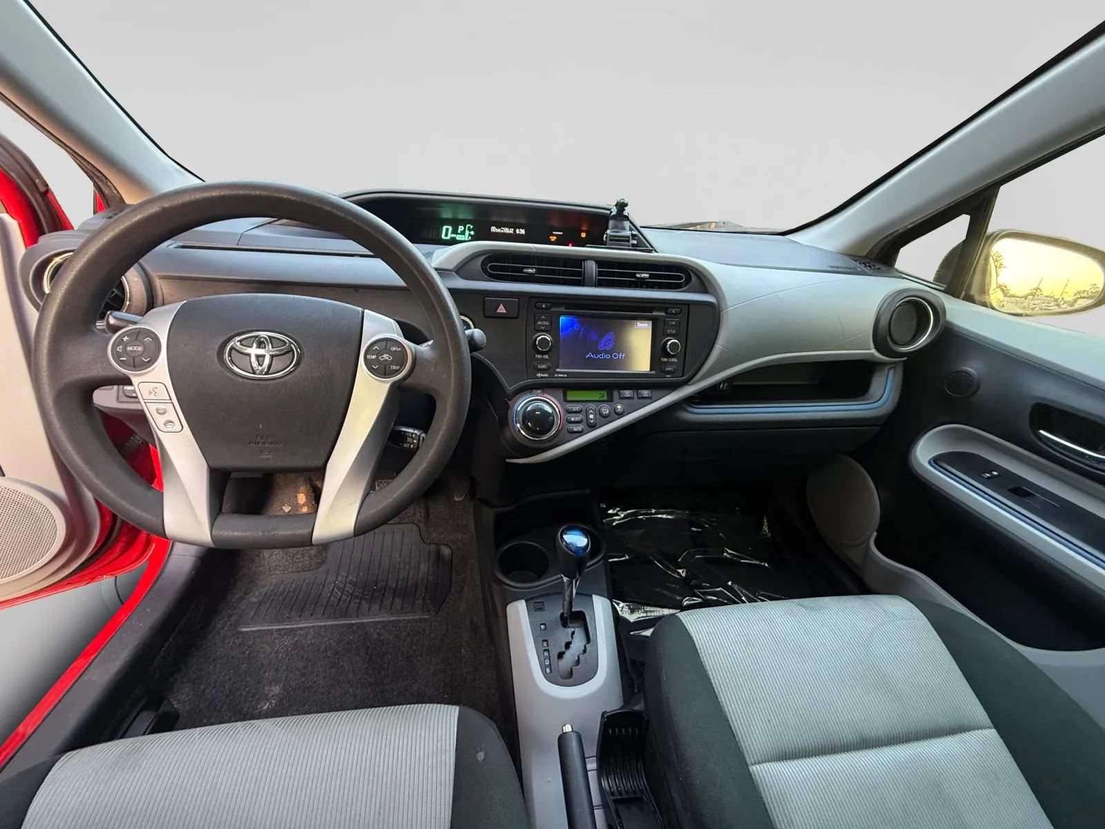 Used 2012 Toyota Prius C Three FWD image 12