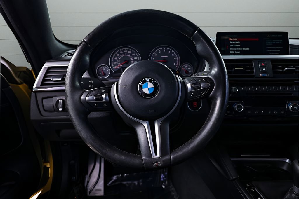 Used 2018 BMW M4 Coupe RWD image 26