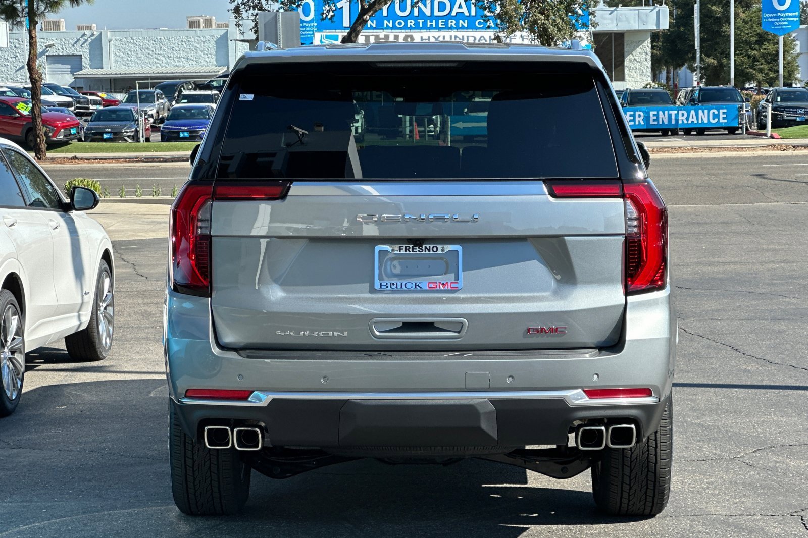 New 2026 GMC Yukon Denali w/ Sun & Power Step Package image 6