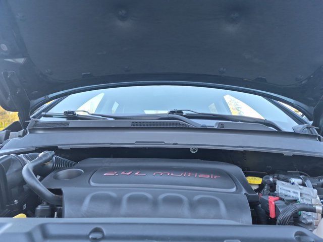 Used 2018 Jeep Compass Latitude AWD/4WD image 23