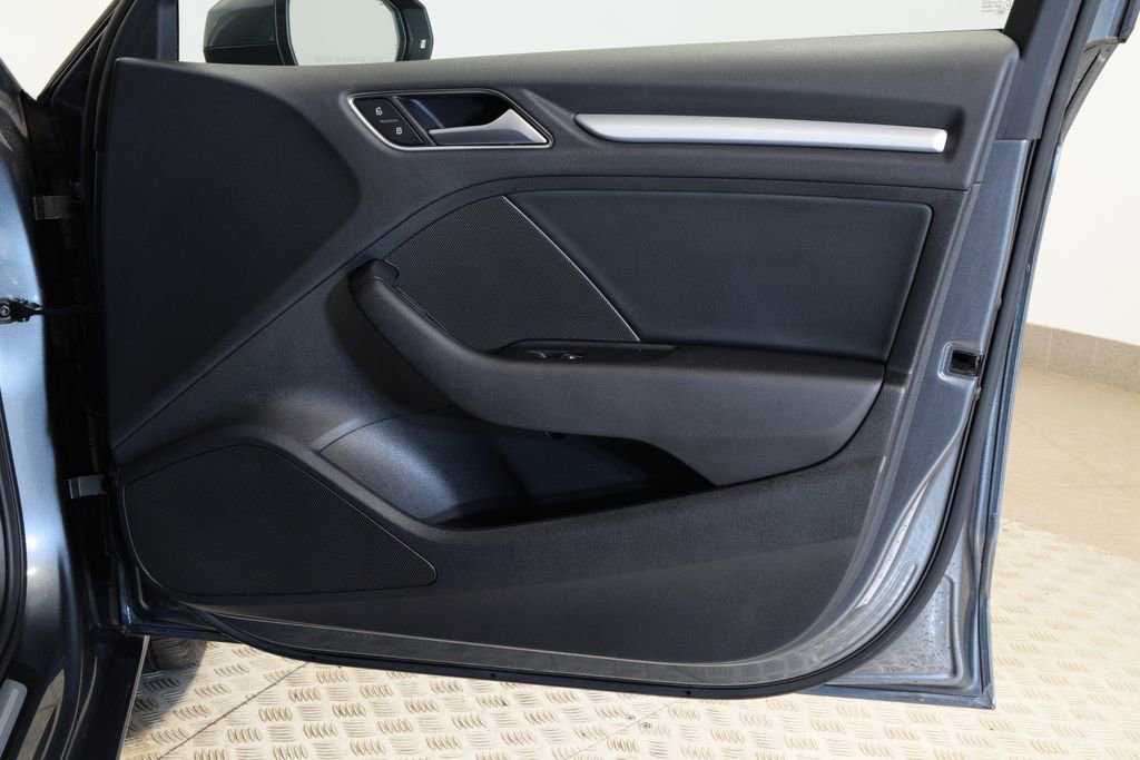 Used 2018 Audi A3 2.0T Premium w/ Convenience Package image 34