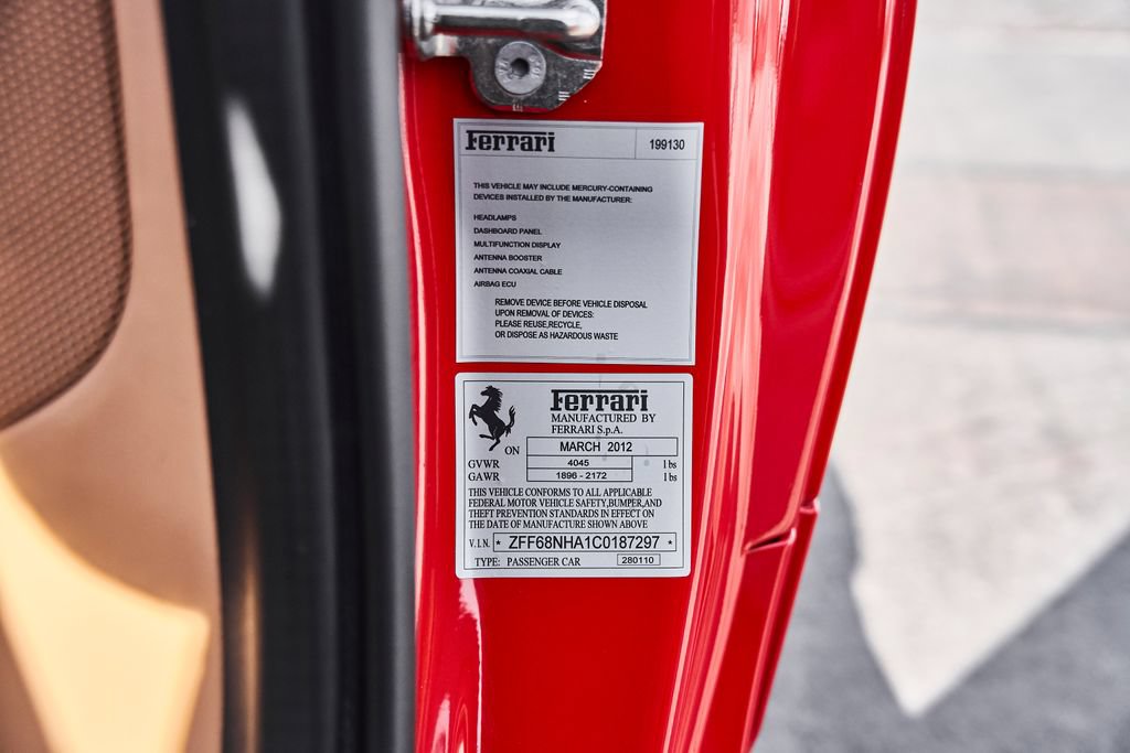 Used 2012 Ferrari 458 Spider RWD image 38