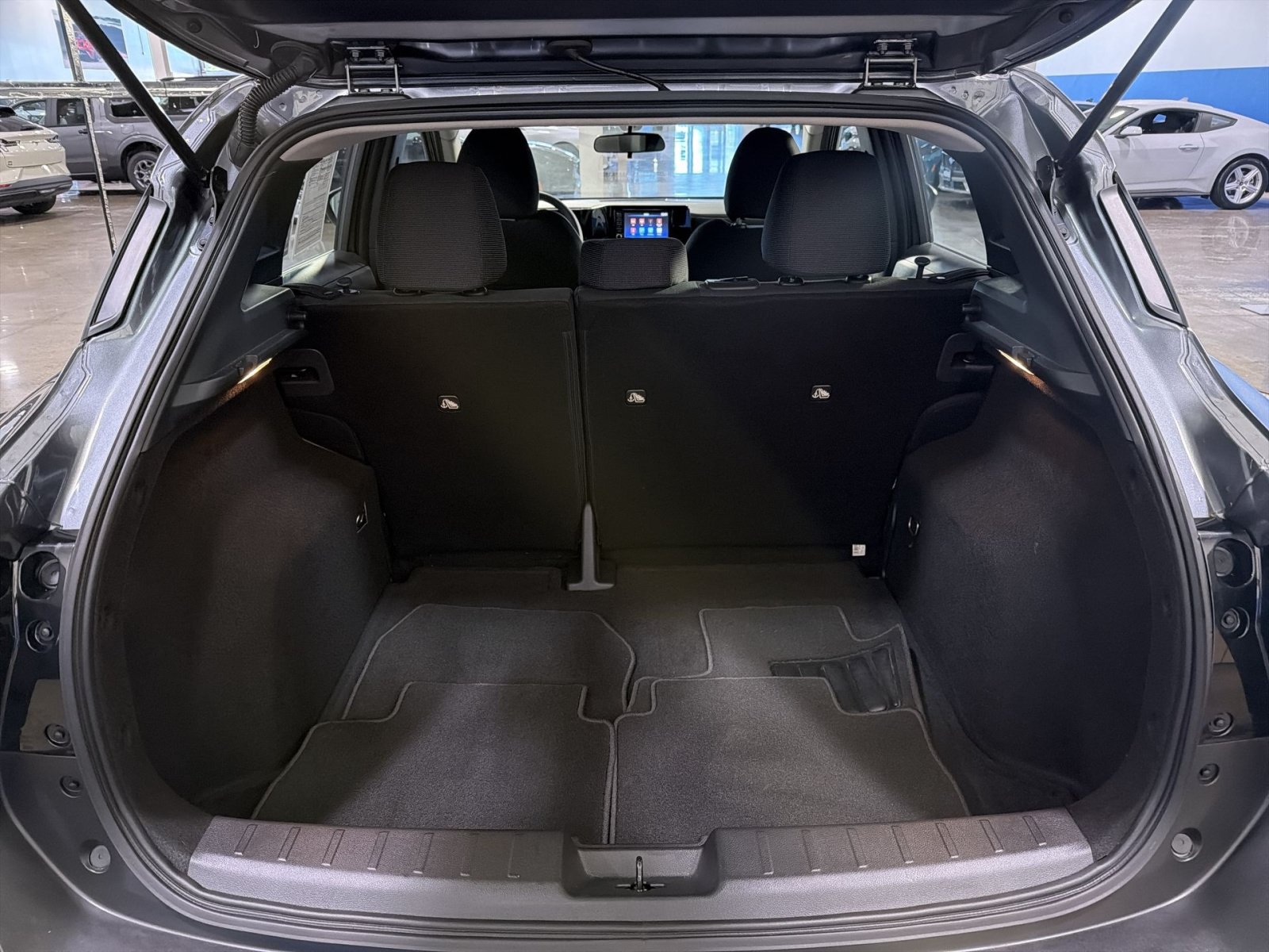 Used 2025 Nissan Kicks S FWD image 27