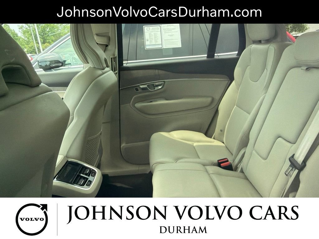Used 2023 Volvo XC90 B6 Plus AWD/4WD image 12