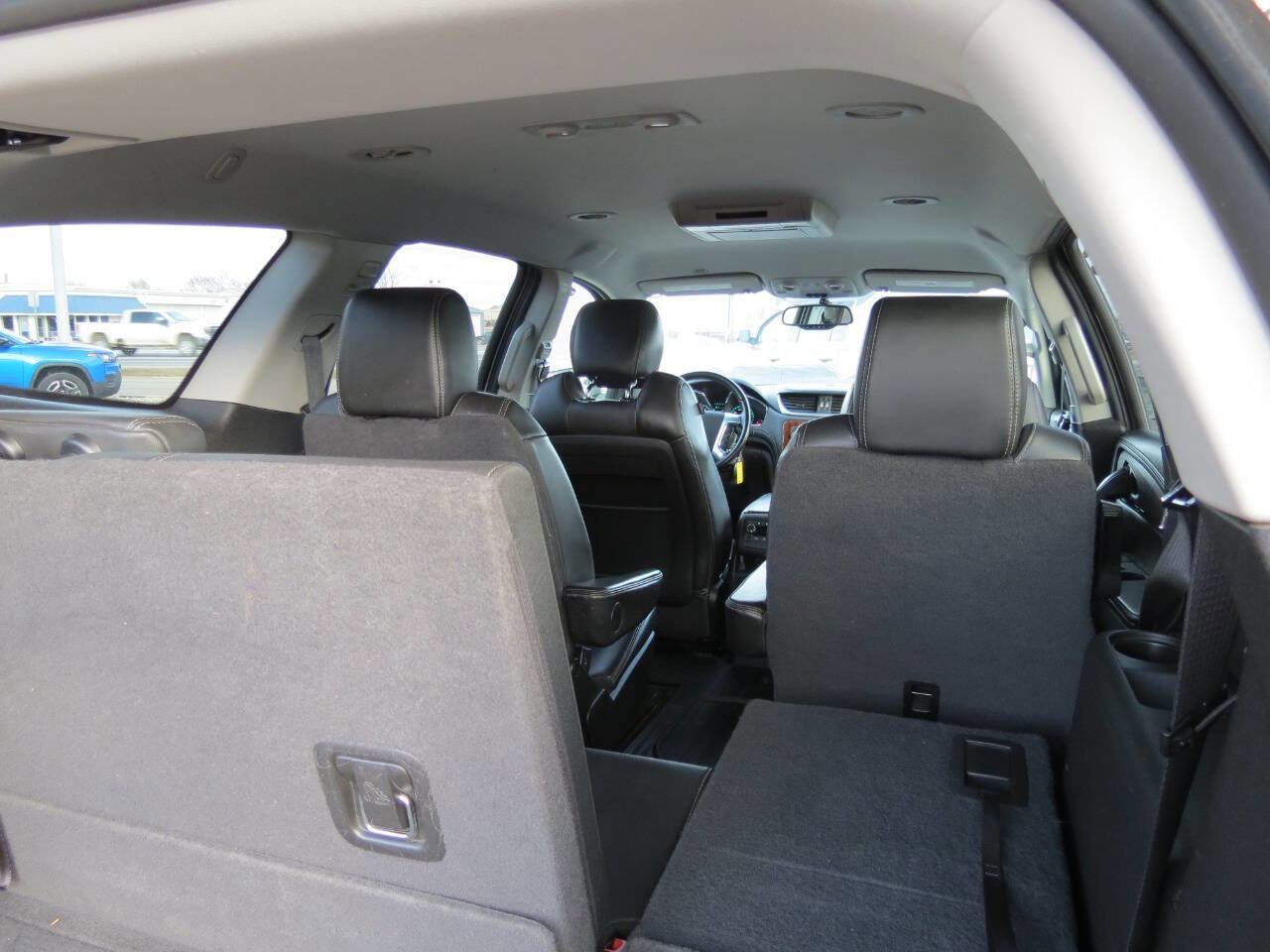 Used 2014 Chevrolet Traverse LT image 23