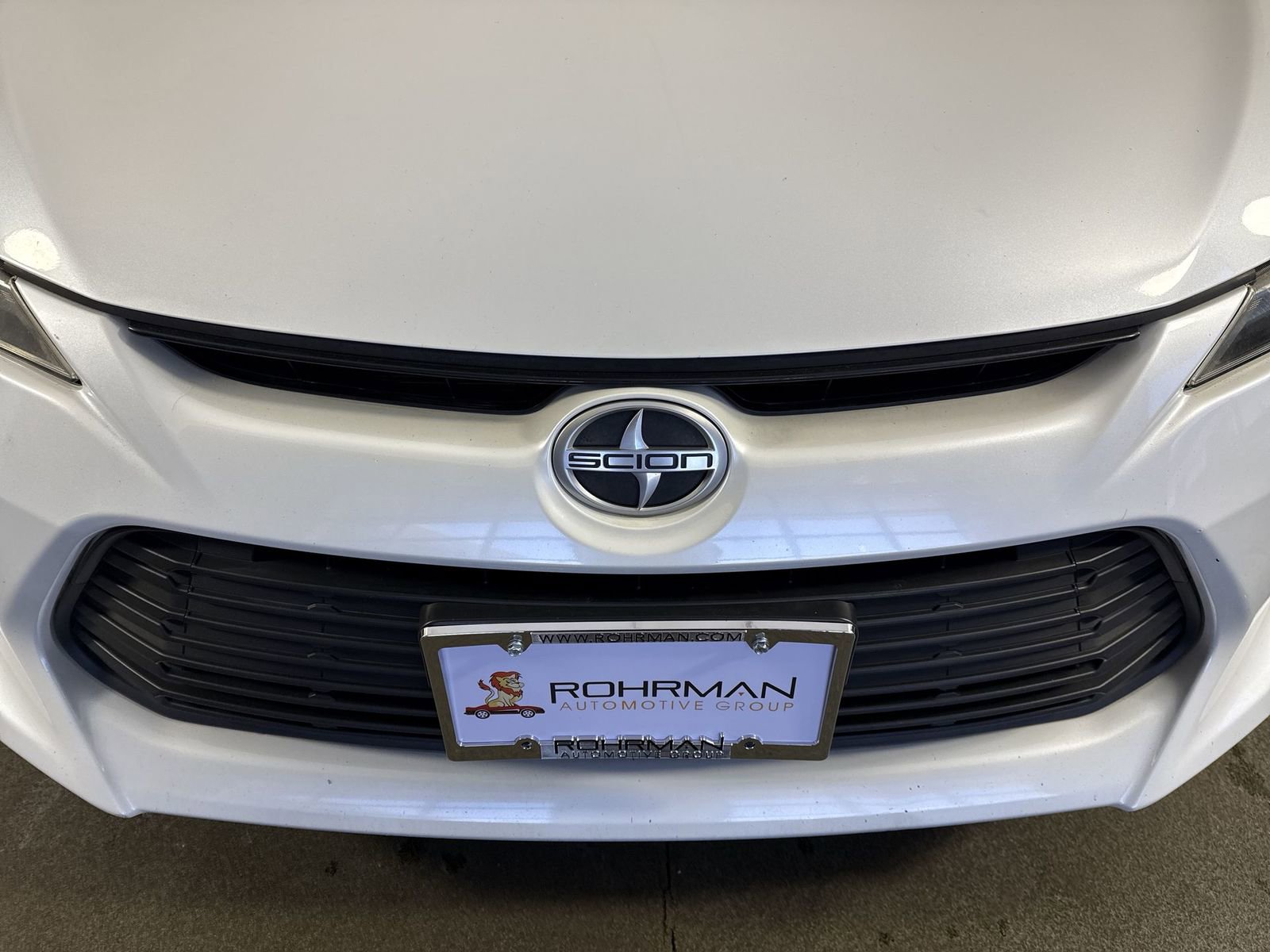 Used 2015 Scion tC image 25