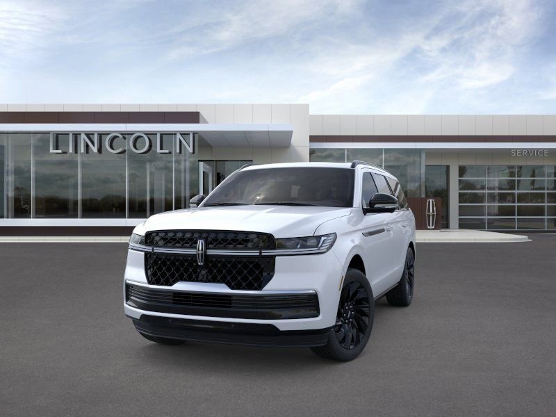New 2026 Lincoln Navigator Reserve AWD/4WD image 2
